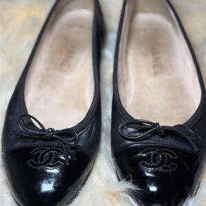 CHANEL VTG Ballet Flats